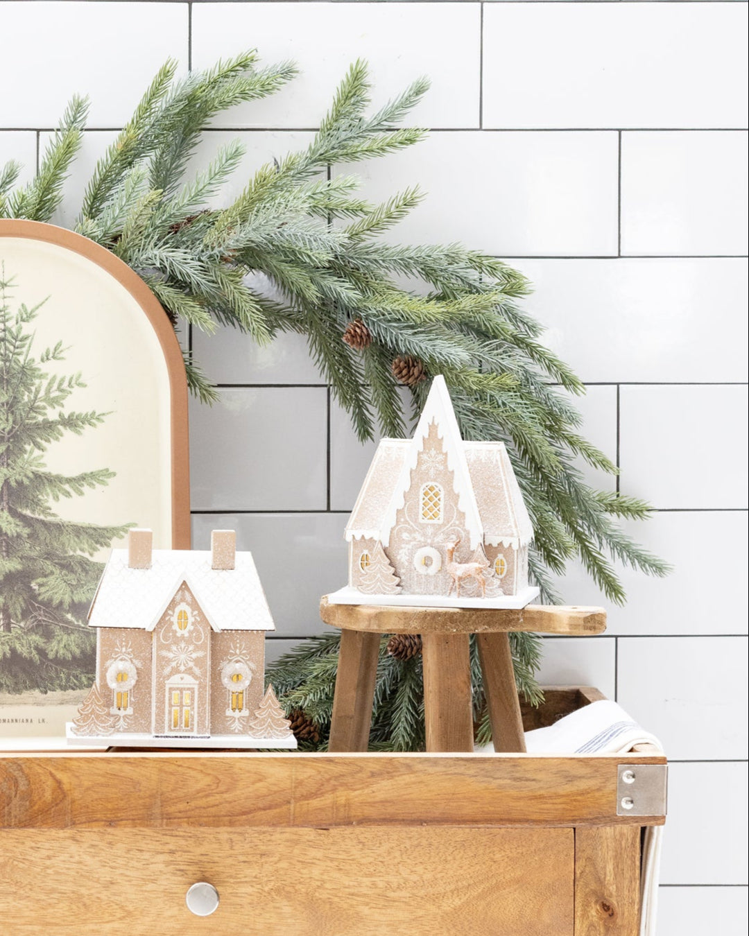 PRE-ORDER (26/09-02/10): Gingerbread Chalet
