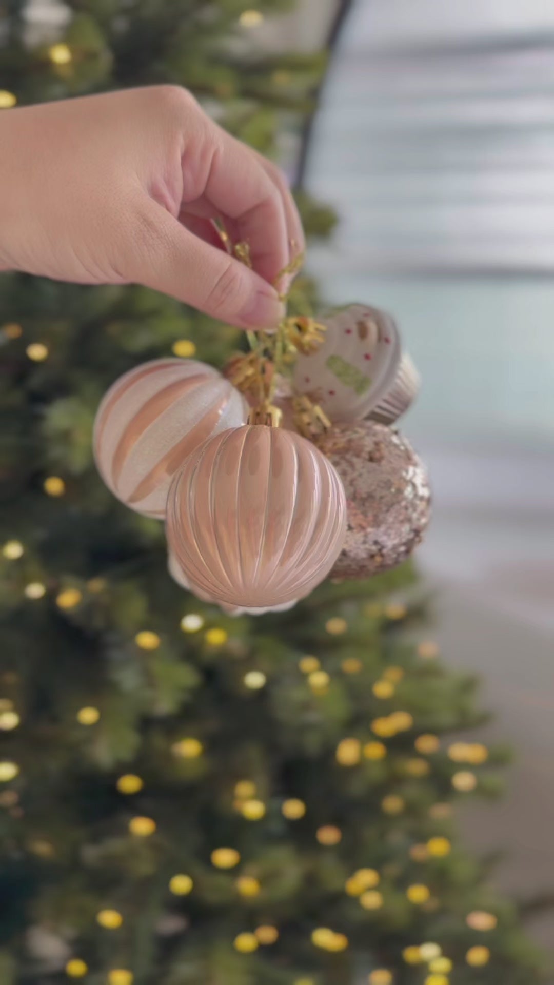 Rosé Glow Bauble Set (set of 12)