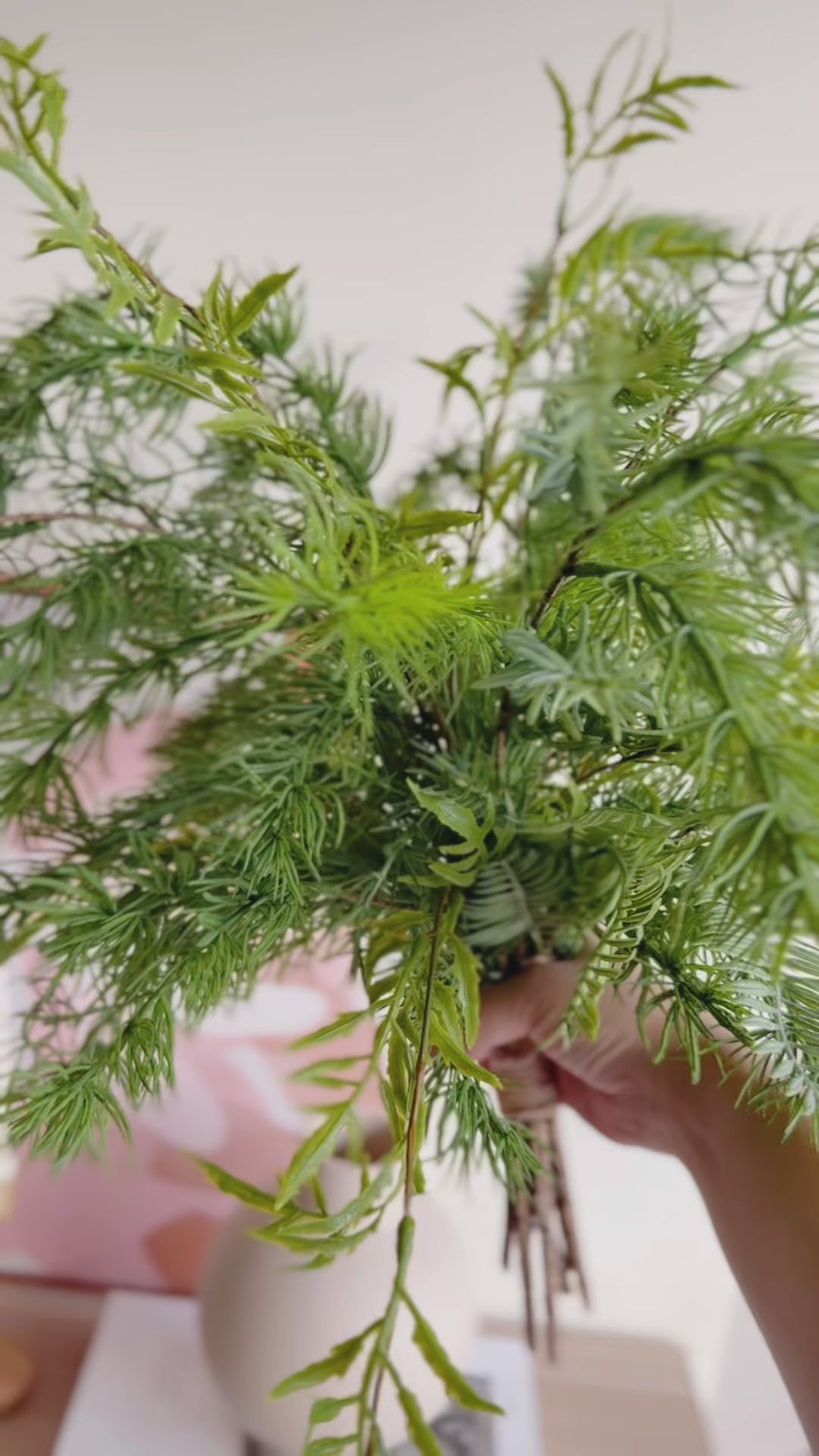 Verdant Drift Foliage in the Vase (all rounded)