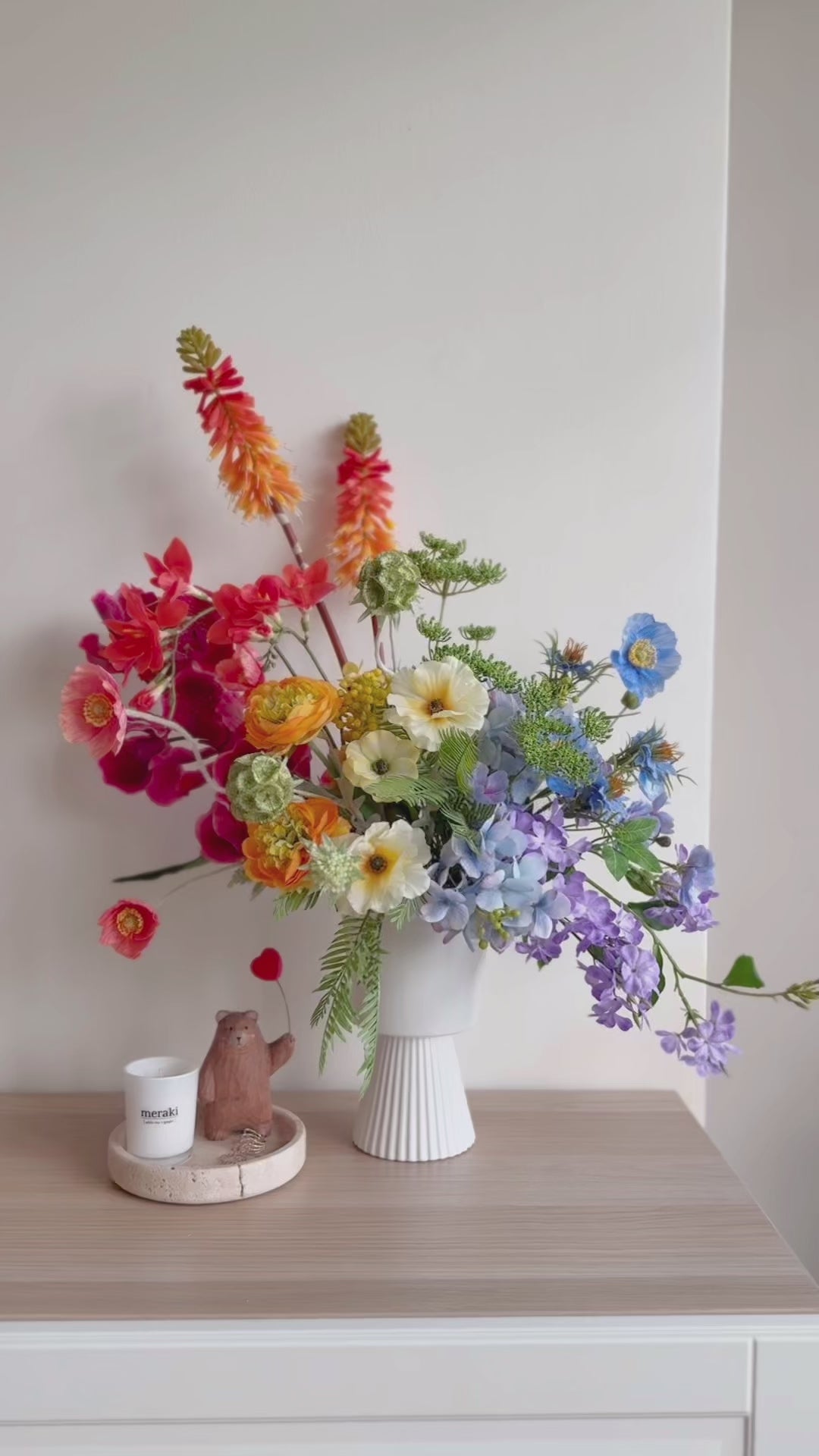 Dancing Rainbow in the Pot (1-sided)
