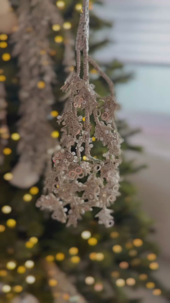 Champagne Frost Leaf Cascade