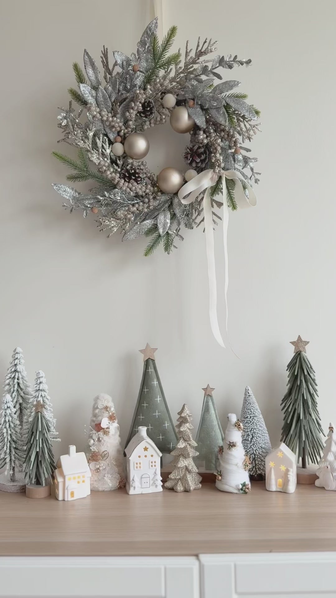 Festive Sparkle Wreath