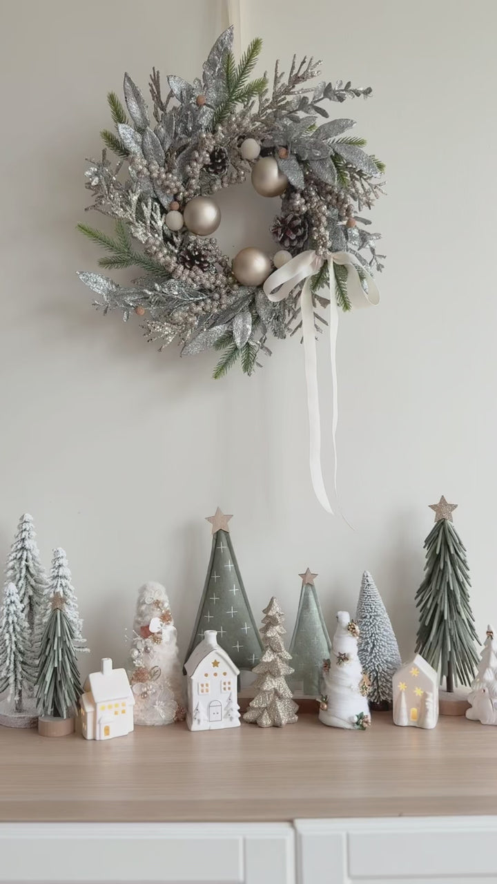Festive Sparkle Wreath