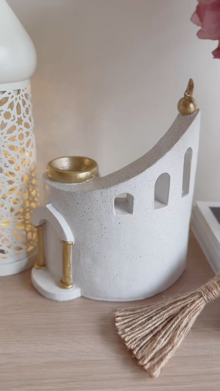 Golden Crescent Courtyard Tealight Holder