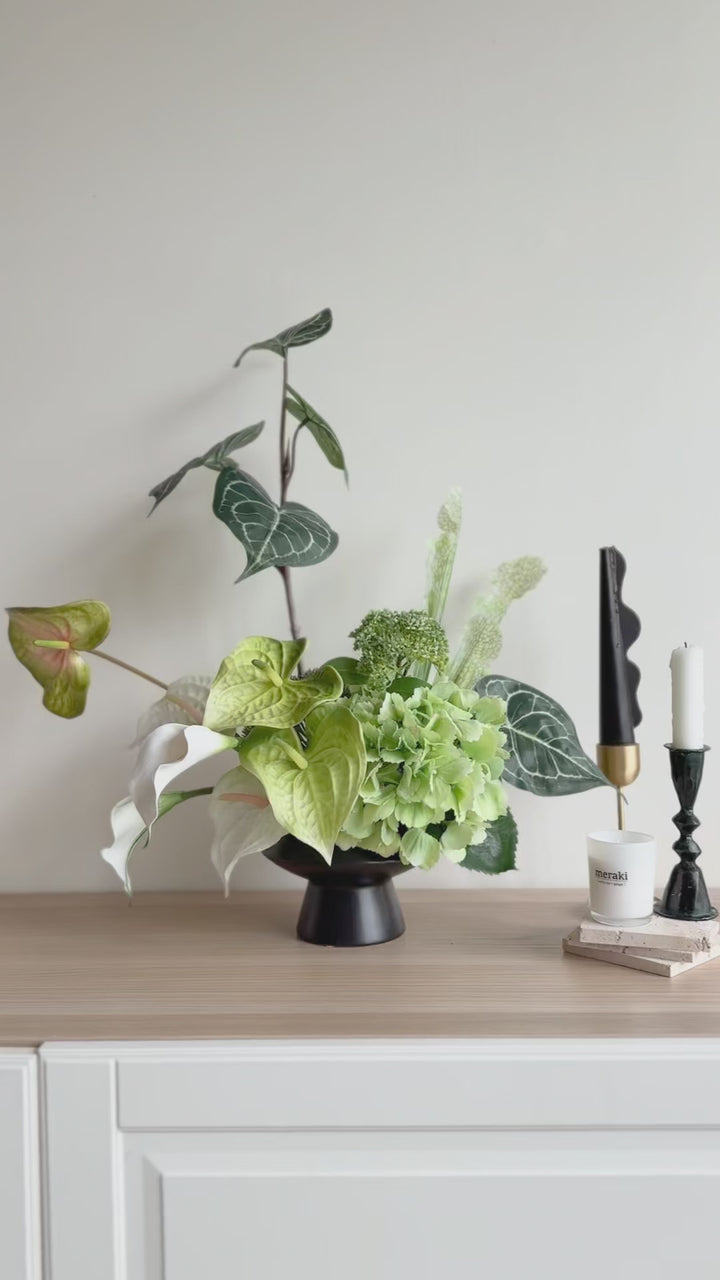 Botanical Poise in the Pot (1-Sided)