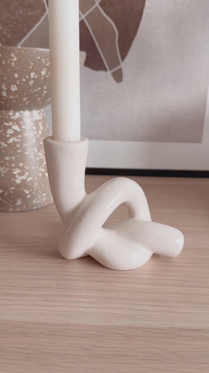 Gloss Knot Candle Holder