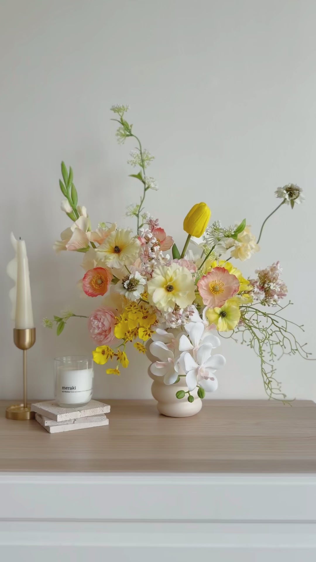 Sunlit Coral Reverie In The Vase (1-sided)