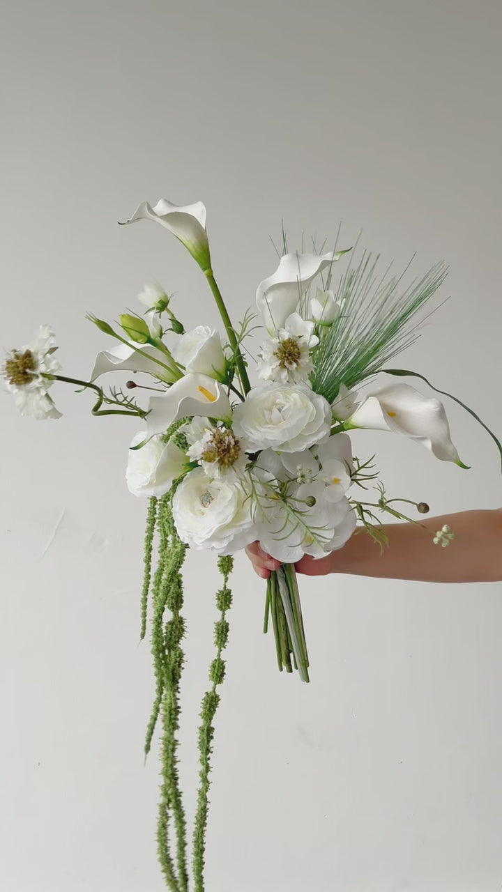 Whispering Calla Garden Bouquet (1-sided)