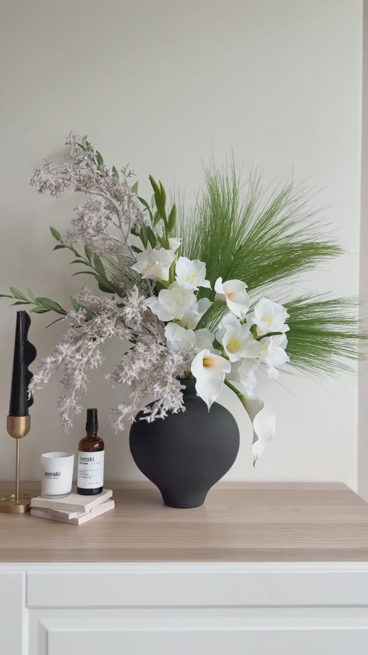 Verdant Veil in the Vase (1-sided)