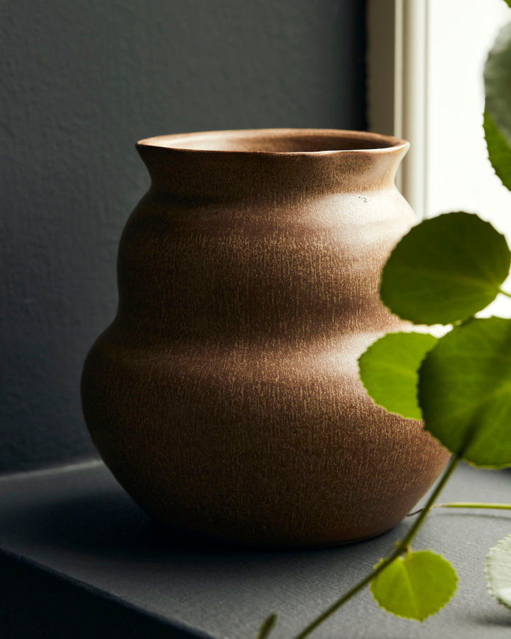 Juno Brown Vase