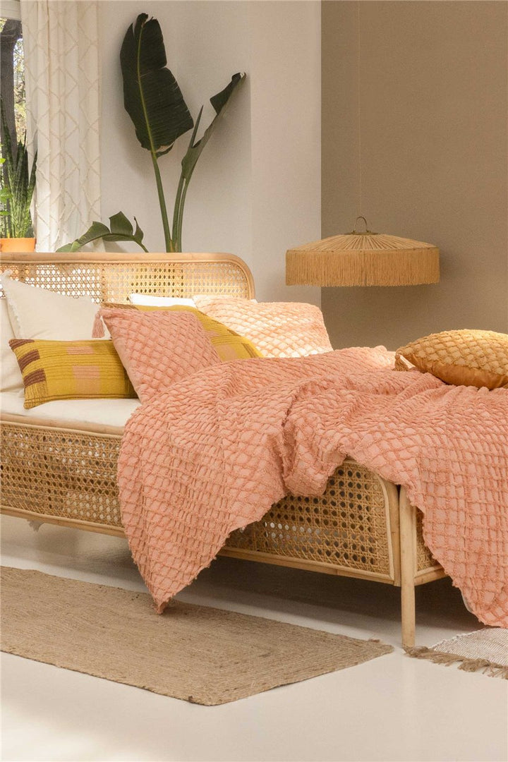 Royal Bedspread Salmon