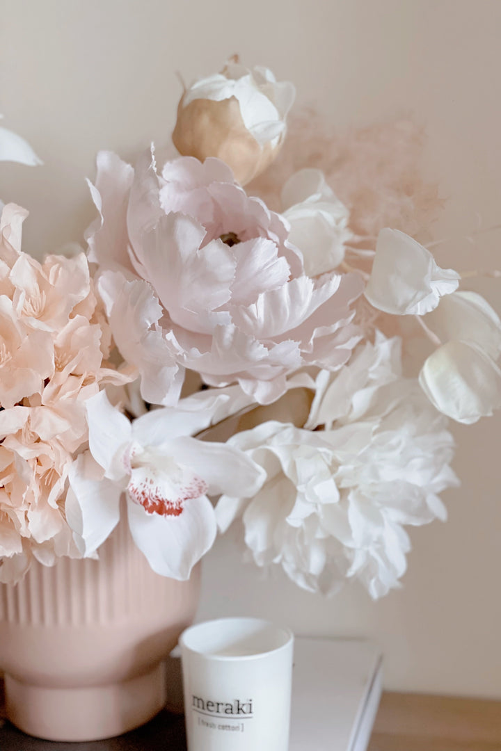 Blushing Elegance in the Pot (1 sided)
