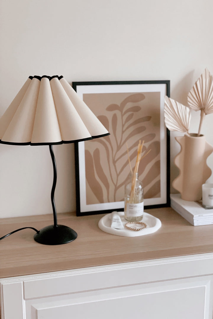 Elegant Contrast Table Lamp