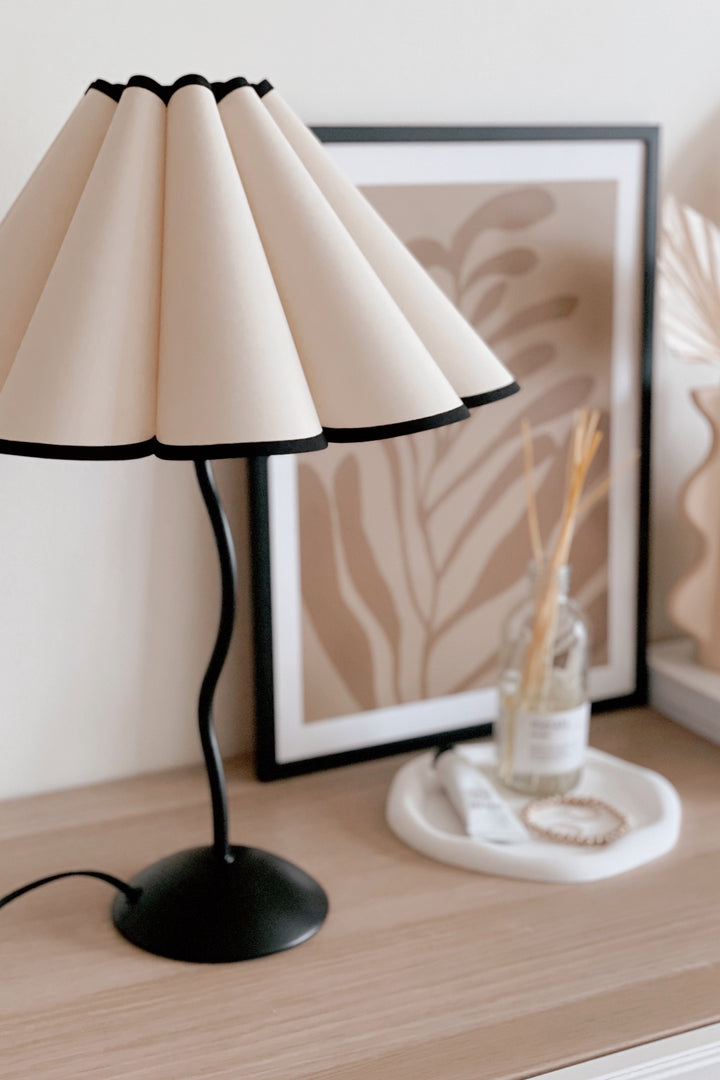 Elegant Contrast Table Lamp