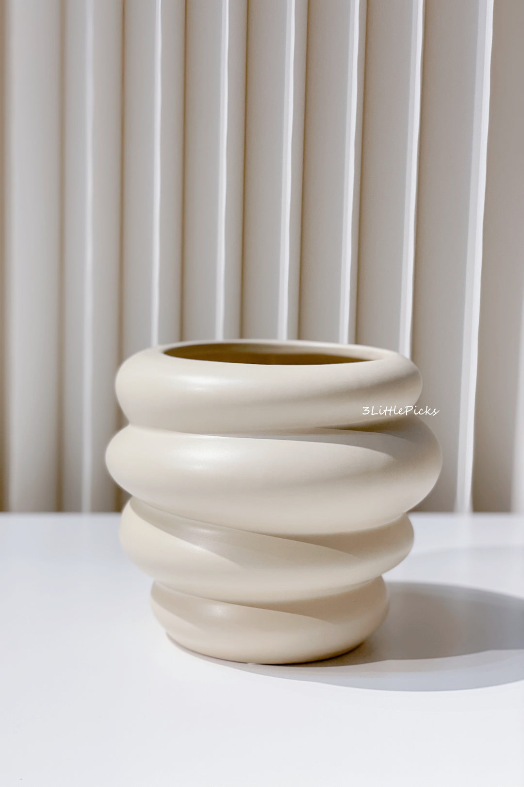 Uneven Rims Large Low Vase