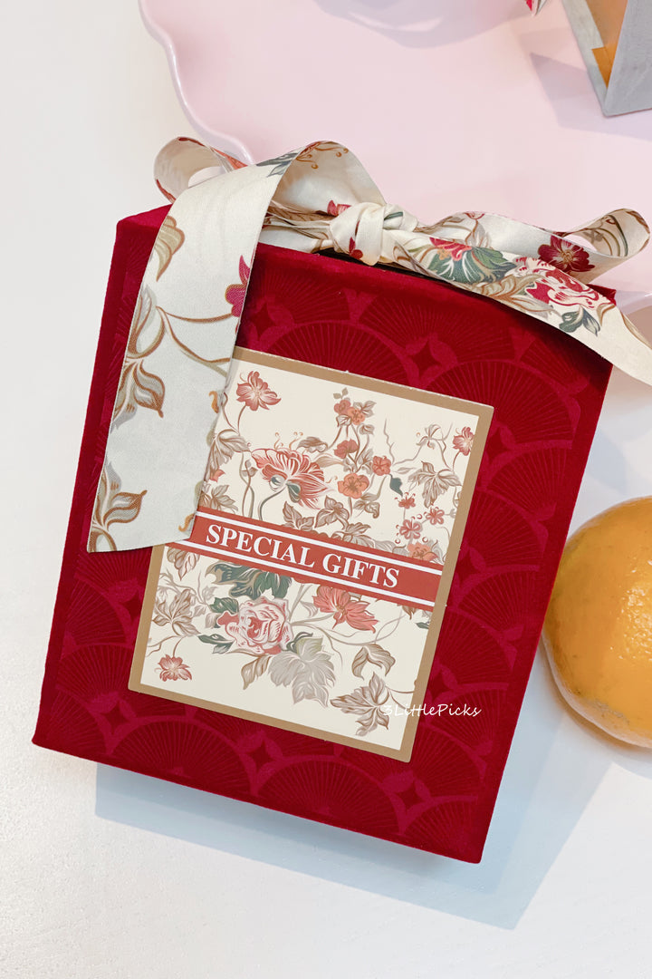 Lux Small Gift Boxes with Ribbon
