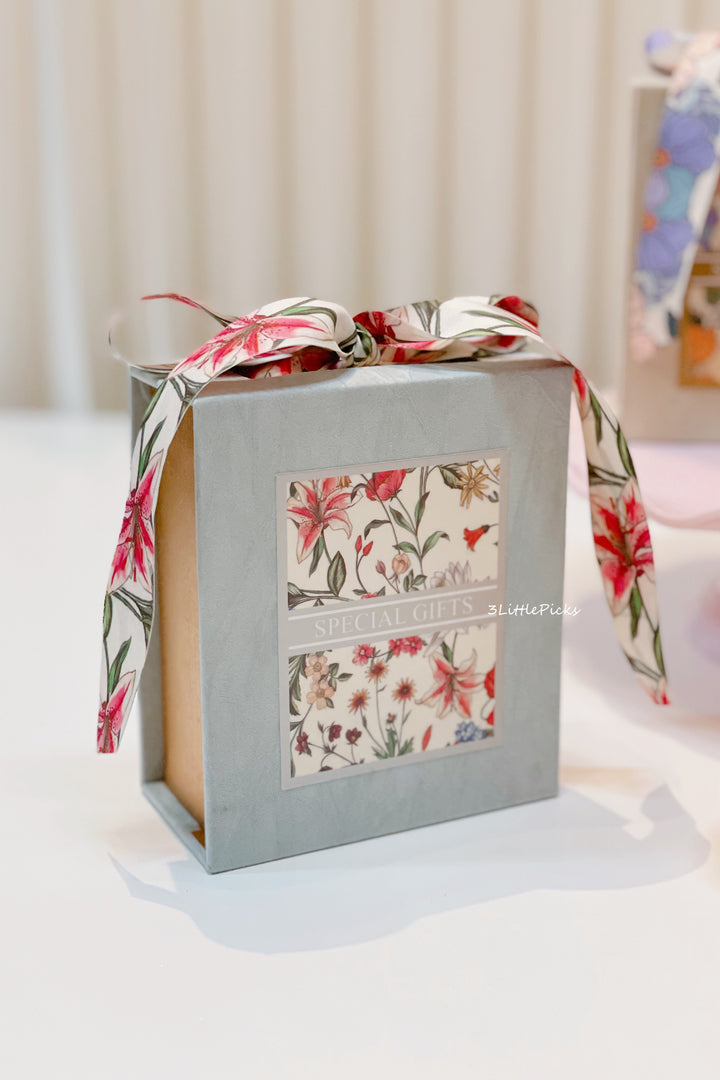 Lux Small Gift Boxes with Ribbon