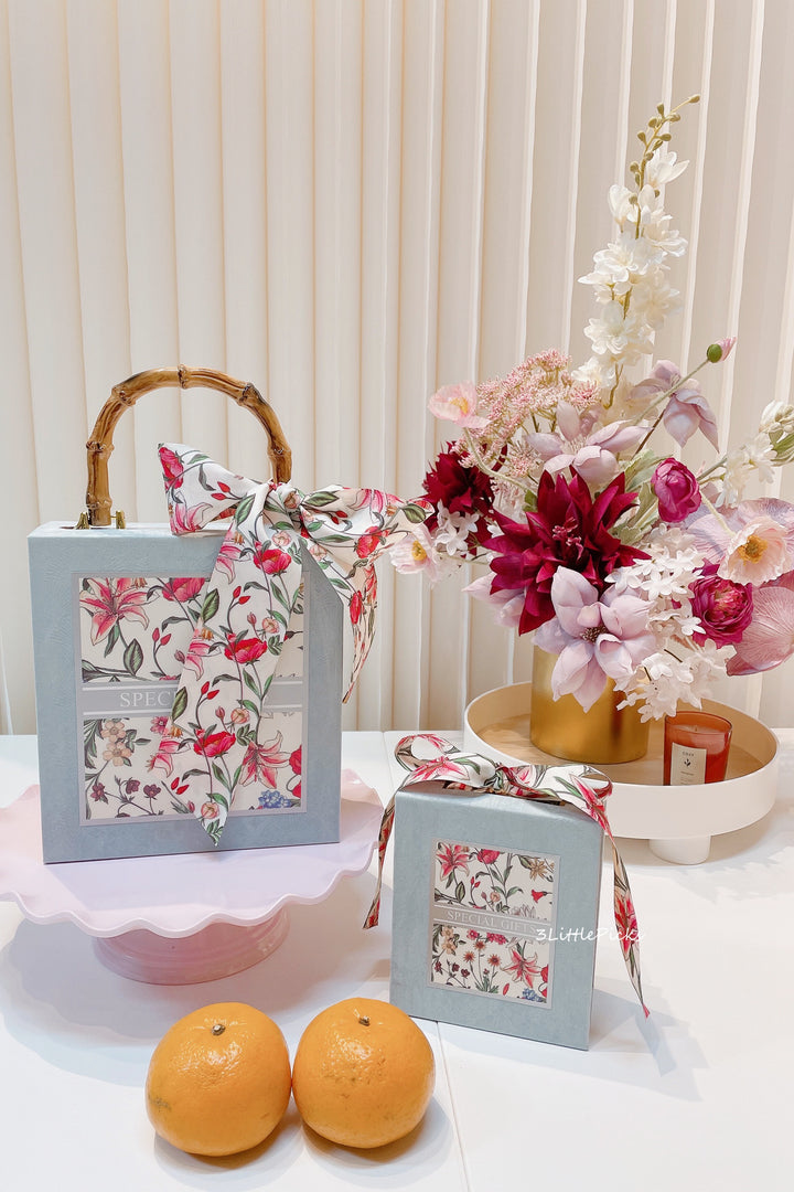 Lux Small Gift Boxes with Ribbon
