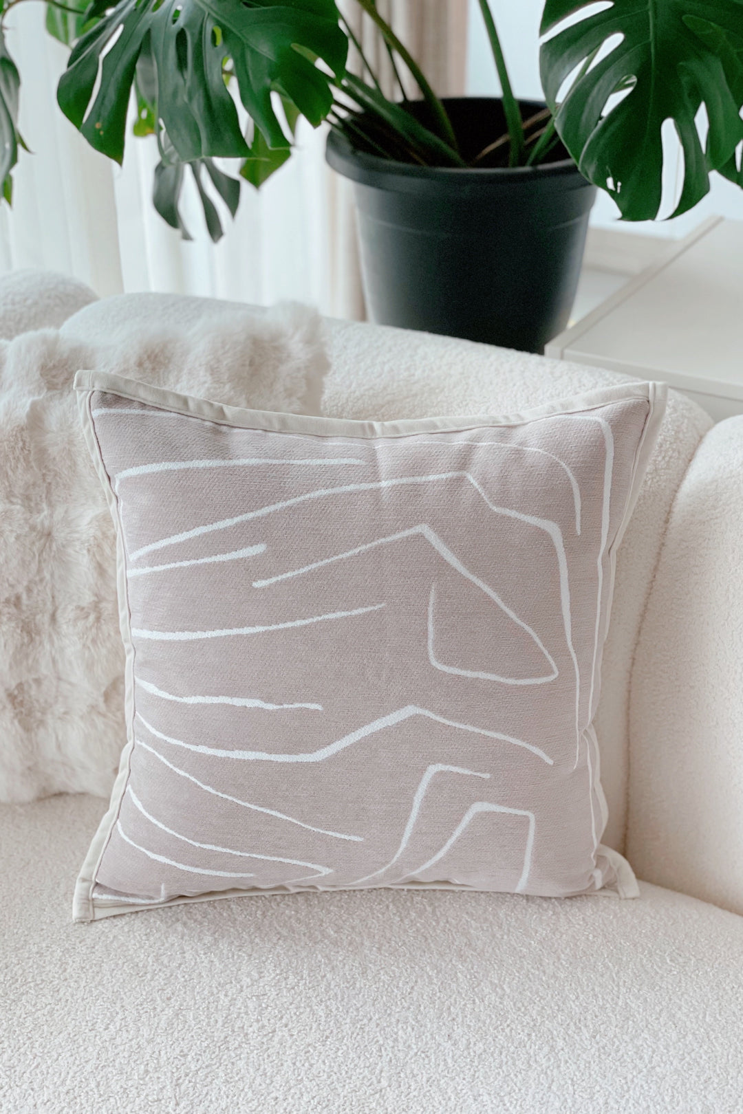 Oat Lines Cushion Cover