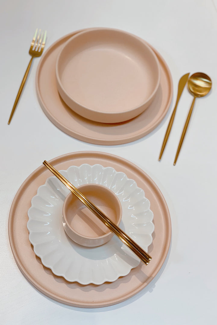 Sleek Pastel Peach Dining