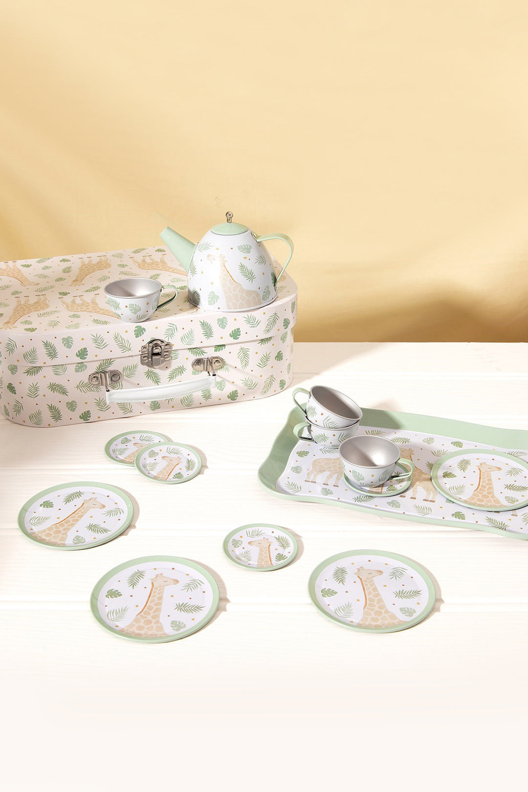 Gigi Giraffe Tea Set