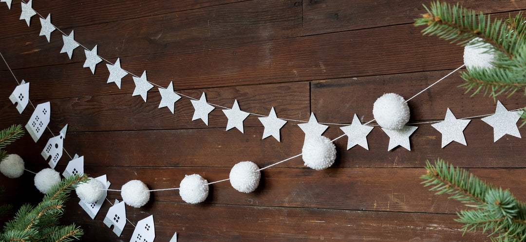 Cream Pom Pom Garland