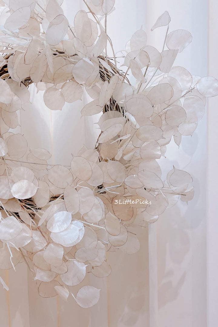 Artificial Lunaria Silver Dollar Wreath