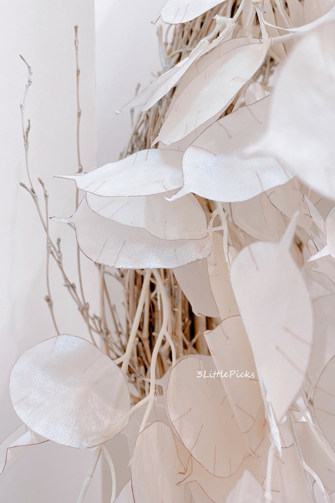 Artificial Lunaria Silver Dollar Wreath