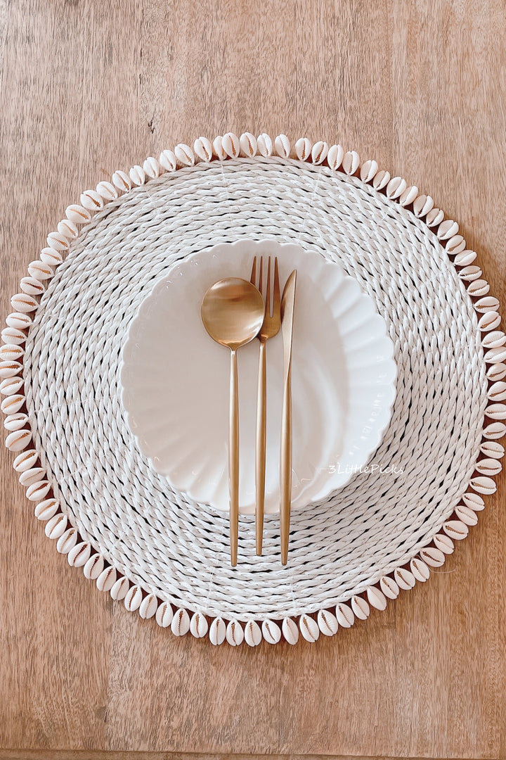 Shell Rim Placemat (2 Colours)