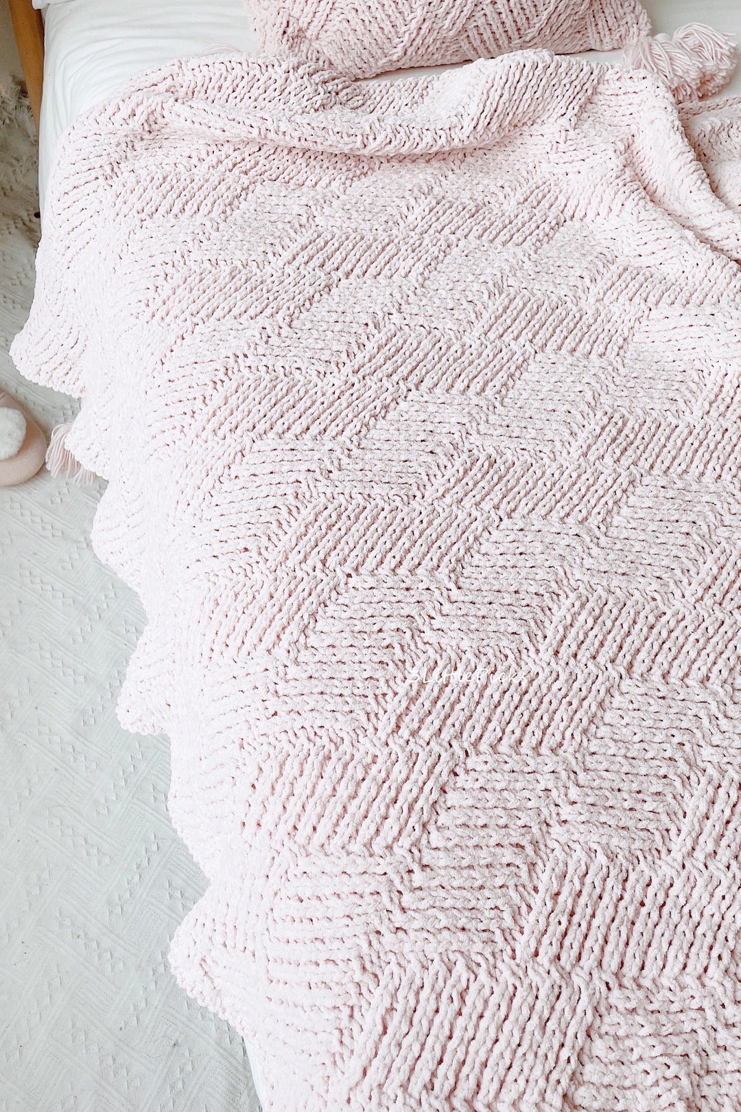 Pastel Pink Knitted Throw