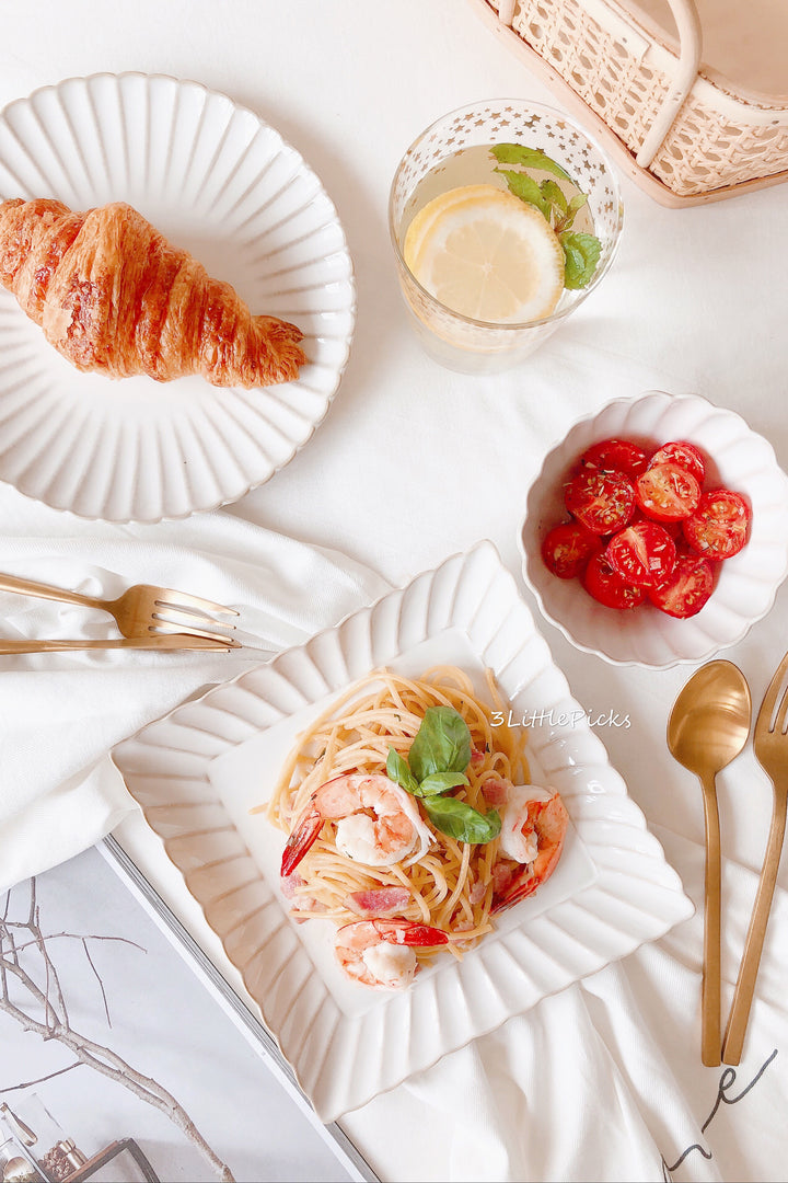 Vintage Scallop Dining