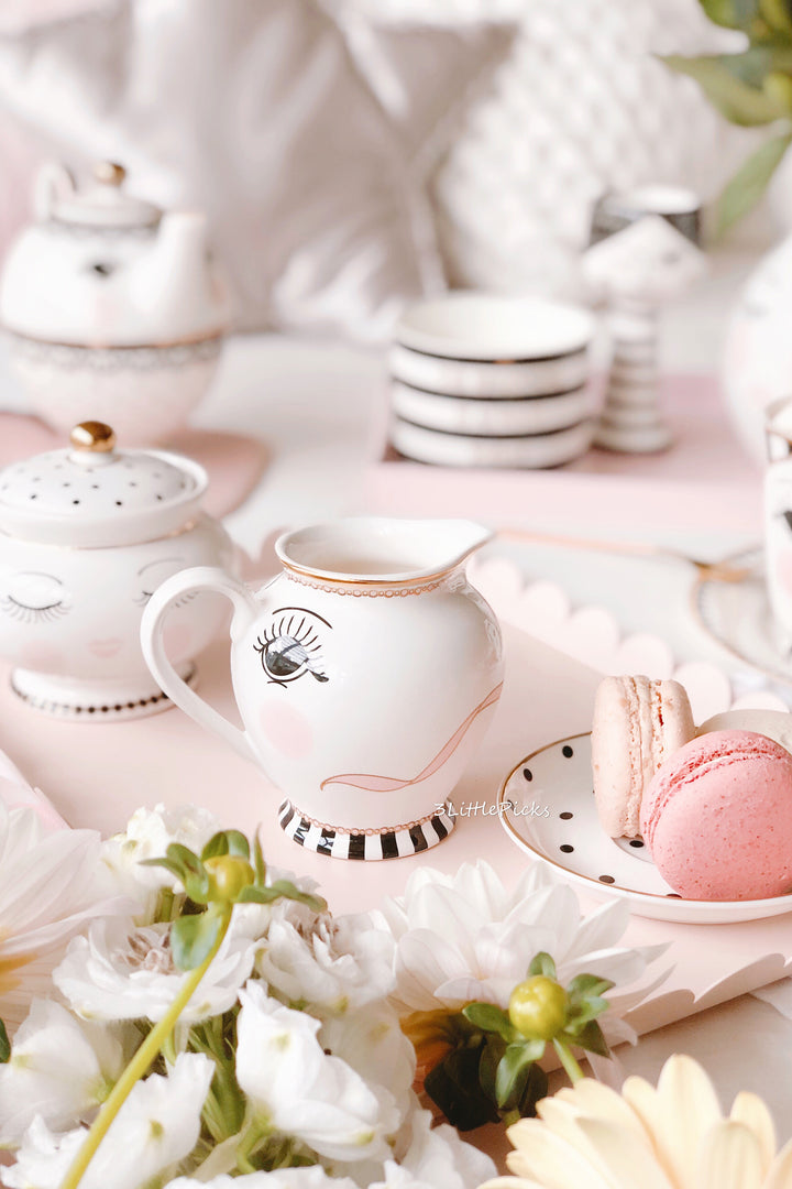Pretty Open Eyes and Bow Milk Jar