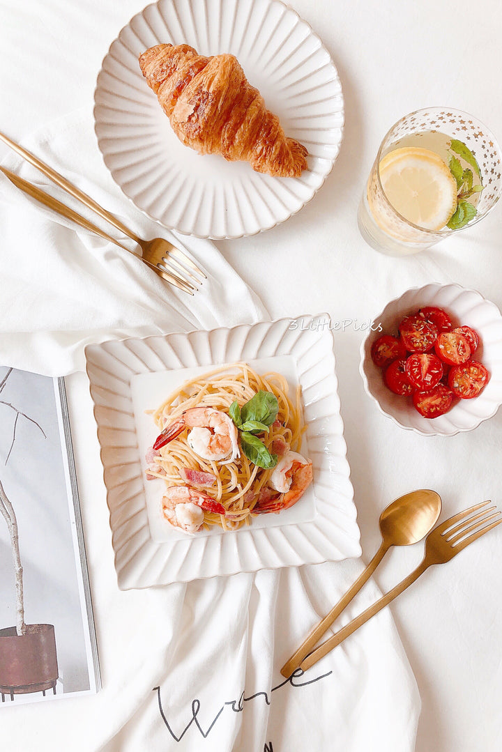 Vintage Scallop Dining