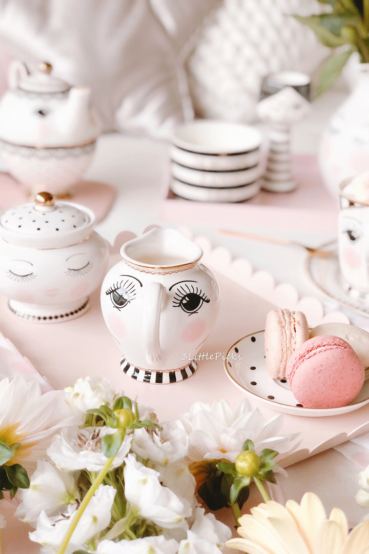 Pretty Open Eyes and Bow Milk Jar