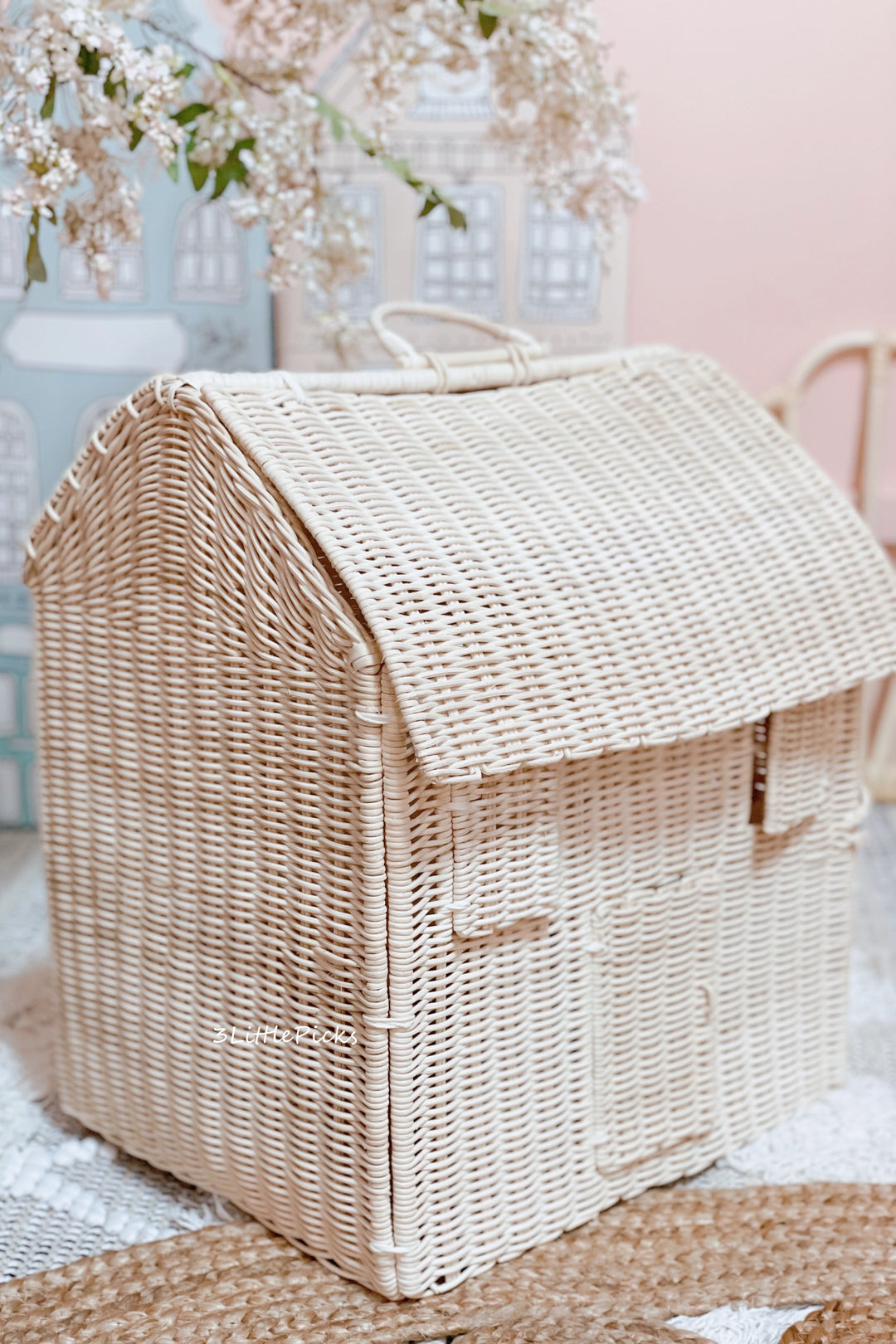Rattan Large Dollhouse