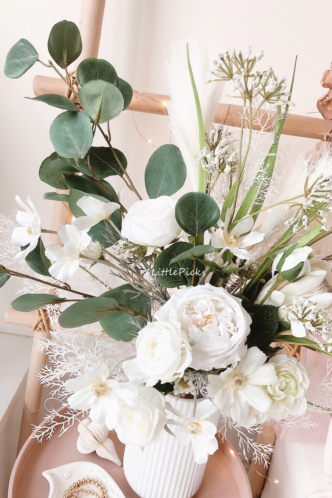 PRE-ORDER (17-23 Apr): Refreshing Green And White Bouquet