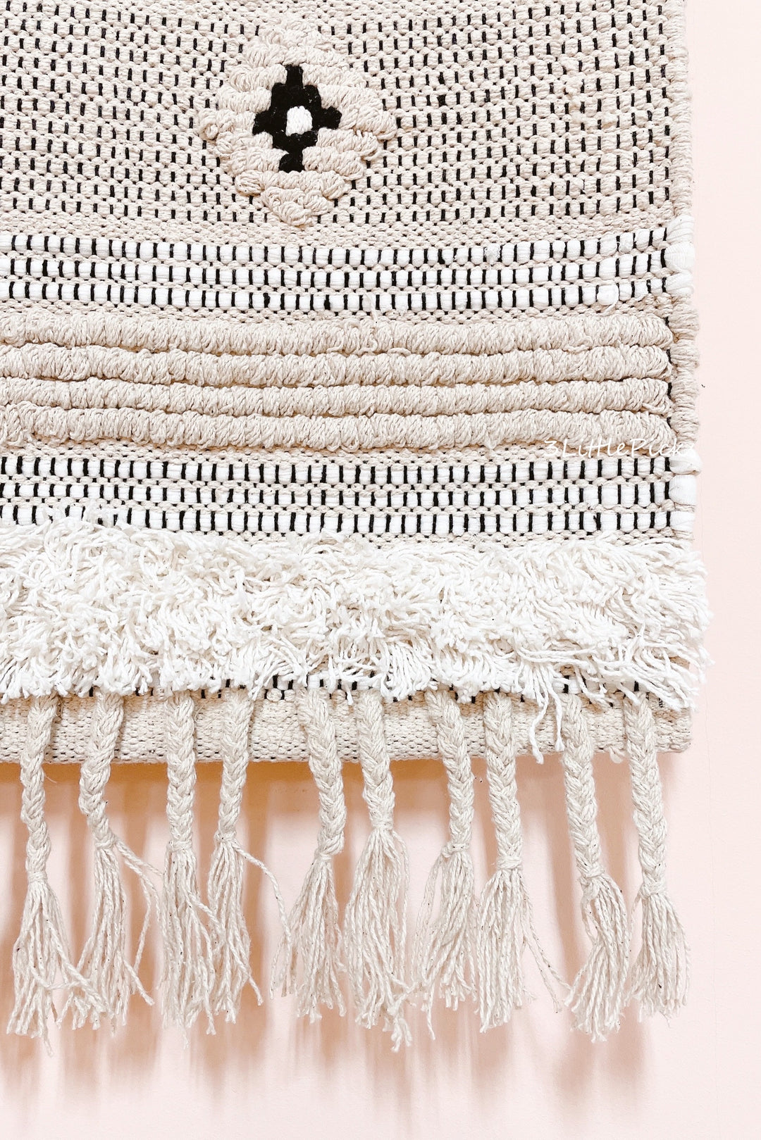 Handwoven Tufted Cotton Rug